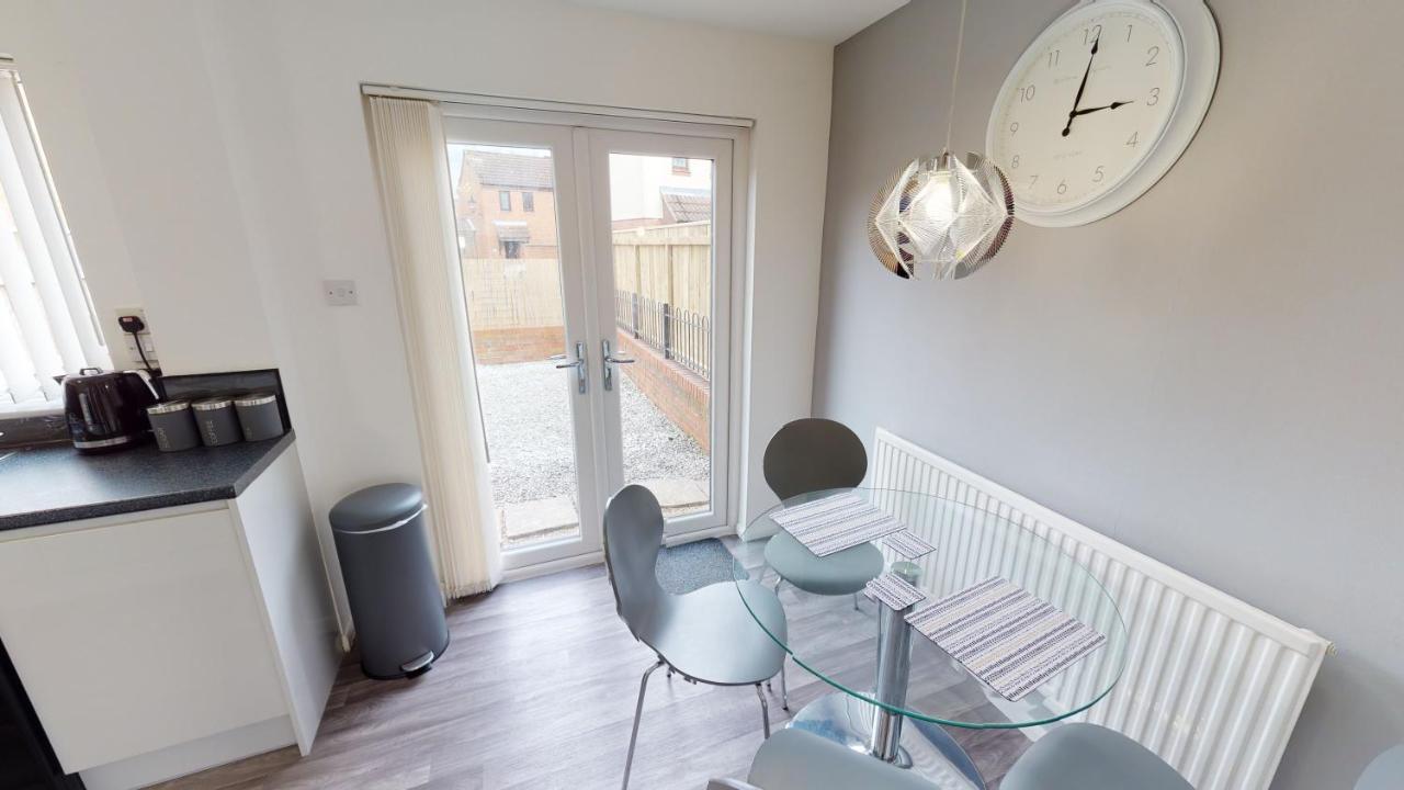 Marina House Apartment Kingston upon Hull Bagian luar foto